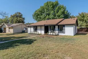 731 N Pleasant Woods Dr, Dallas, TX 75217 - Photo 9