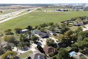 621 Main St, Roanoke, TX 76262 - Photo 29