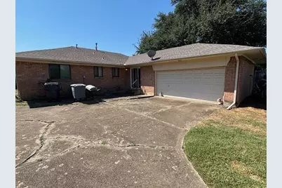 3641 Townsend Drive, Dallas, TX 75229 - Photo 3