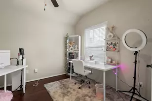 617 Wounded Knee Dr, Aubrey, TX 76227 - Photo 5