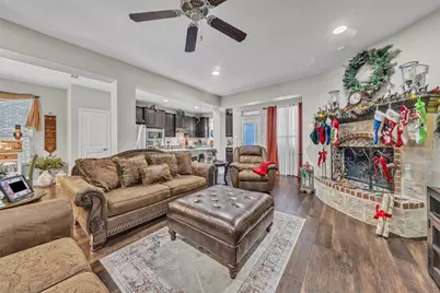 11616 Twining Branch Circle, Fort Worth, TX 76052 - Photo 9