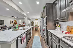 11616 Twining Branch Cir, Fort Worth, TX 76052 - Photo 13