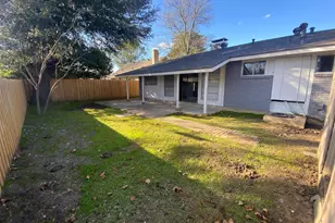 2006 W Northgate Dr, Irving, TX 75062 - Photo 23