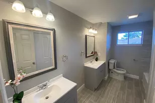 2006 W Northgate Dr, Irving, TX 75062 - Photo 19