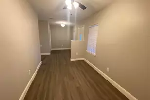 2006 W Northgate Dr, Irving, TX 75062 - Photo 15