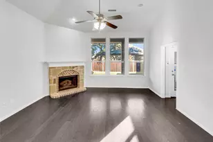 1517 Toucan Dr, Little Elm, TX 75068 - Photo 5