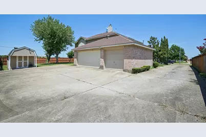 801 Lakedale Court, Mesquite, TX 75181 - Photo 33