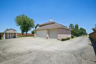 801 Lakedale Ct, Mesquite, TX 75181 - Photo 33