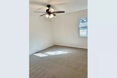 1931 Dennis Street, Irving, TX 75062 - Photo 11