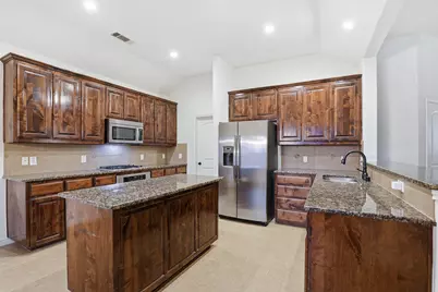 816 Westview Drive, Little Elm, TX 75068 - Photo 11