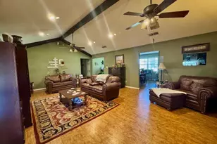 12239 Lovers Ln, LaRue, TX 75770 - Photo 27