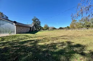 12239 Lovers Ln, LaRue, TX 75770 - Photo 39