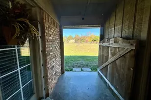 12239 Lovers Ln, LaRue, TX 75770 - Photo 5