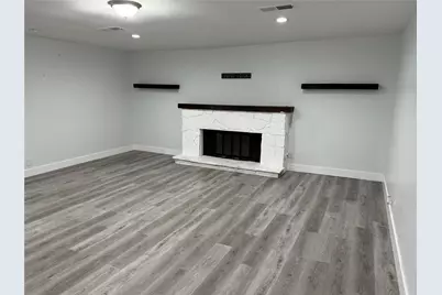 2847 W Rochelle Road, Irving, TX 75062 - Photo 3