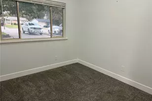 2847 W Rochelle Rd, Irving, TX 75062 - Photo 11