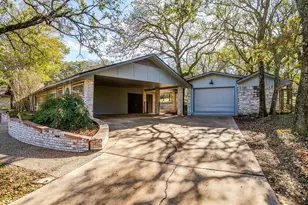 1345 Broad Valley Ct, Burleson, TX 76028 - Photo 35