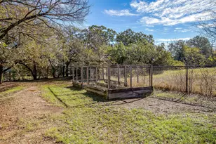 1345 Broad Valley Ct, Burleson, TX 76028 - Photo 37