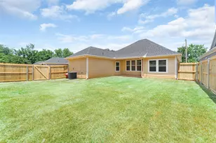 2027 S Bluebonnet Ave, Denison, TX 75020 - Photo 25