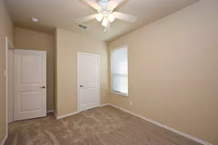 228 Red Fox Ln, Denton, TX 76210 - Photo 7