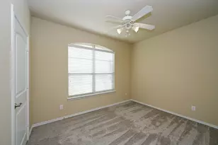 228 Red Fox Ln, Denton, TX 76210 - Photo 5