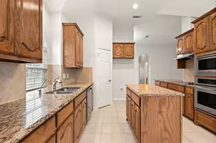 2907 Crystal Way, Grand Prairie, TX 75052 - Photo 13