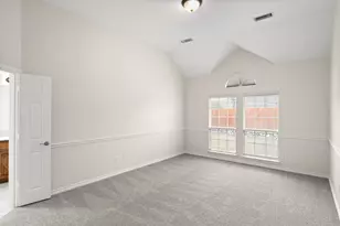 2907 Crystal Way, Grand Prairie, TX 75052 - Photo 17