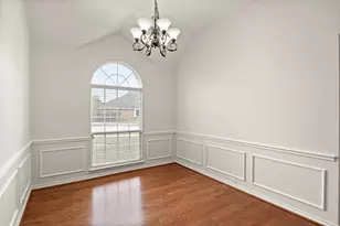 2907 Crystal Way, Grand Prairie, TX 75052 - Photo 15