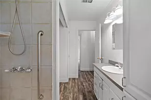 2003 Dennis St, Irving, TX 75062 - Photo 21