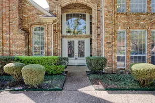 4564 Hitching Post Ln, Plano, TX 75024 - Photo 3