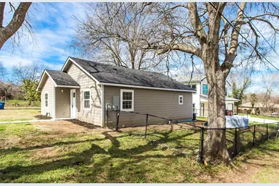 300 S 3rd Street, Bonham, TX 75418 - Photo 13