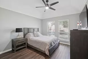 325 Cottonwood Ln, Hurst, TX 76054 - Photo 23