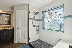 325 Cottonwood Ln, Hurst, TX 76054 - Photo 21