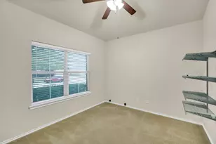 2755 Sun Rise Ln, Grand Prairie, TX 75052 - Photo 15