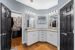 3220 Serpis, Grand Prairie, TX 75054 - Photo 17