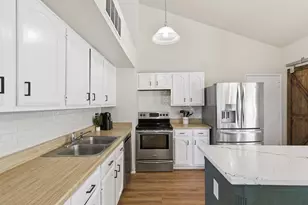 6000 Fay Cir, The Colony, TX 75056 - Photo 9