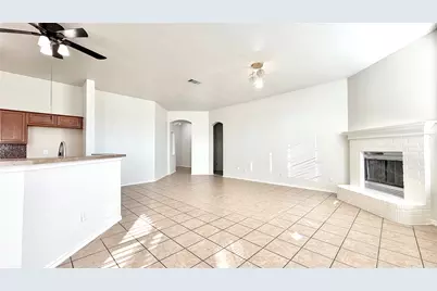 1648 Northview Drive, Grand Prairie, TX 75051 - Photo 7