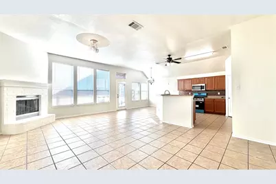 1648 Northview Drive, Grand Prairie, TX 75051 - Photo 3