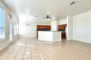 1648 Northview Dr, Grand Prairie, TX 75051 - Photo 5