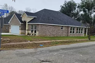 200 E 1st N St, Kaufman, TX 75142 - Photo 3