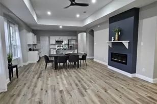 200 E 1st N St, Kaufman, TX 75142 - Photo 13