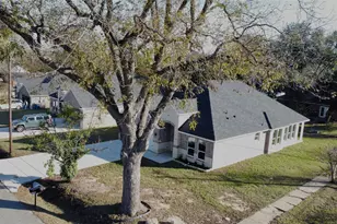 200 E 1st N St, Kaufman, TX 75142 - Photo 35