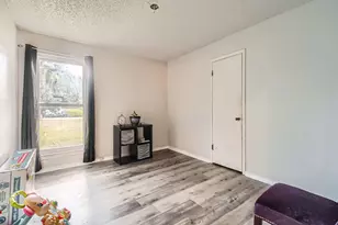 3719 French Wood Dr, Arlington, TX 76016 - Photo 9