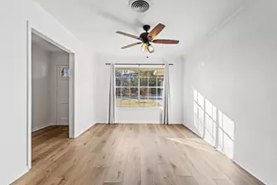 824 S Lillis Ln, Denison, TX 75020 - Photo 5