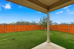 9428 Red Brush Trl, Fort Worth, TX 76131 - Photo 29