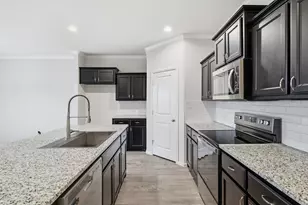 9428 Red Brush Trl, Fort Worth, TX 76131 - Photo 3