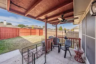 2937 Mayfair Ln, Lancaster, TX 75134 - Photo 23