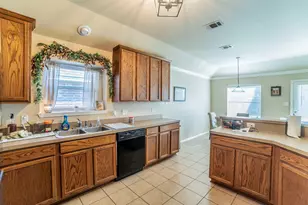 513 Greenvale Ct, Saginaw, TX 76179 - Photo 7