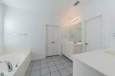 7042 Hedgebrook Drive, Dallas, TX 75249 - Photo 15