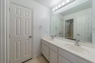 7042 Hedgebrook Dr, Dallas, TX 75249 - Photo 25