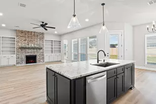 825 Forward Pass Dr, Hewitt, TX 76643 - Photo 23